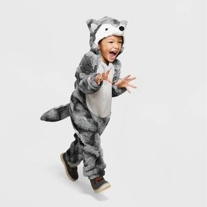 Target Wolf Halloween costume. Hooded, super soft, no imperfections. Smoke free